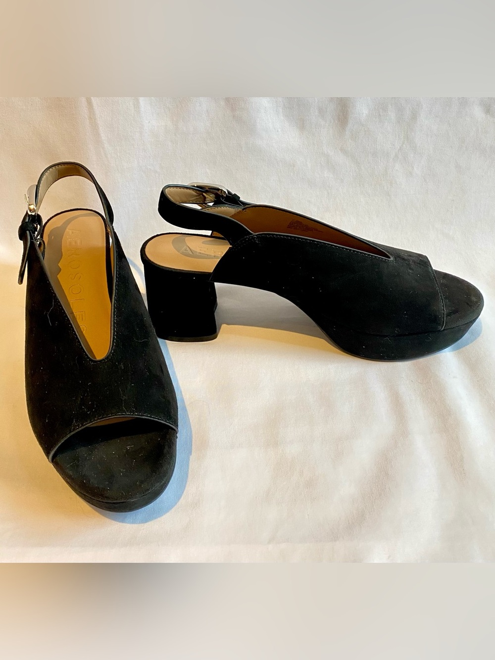 Aerosoles Cornelia Black Suede Peep-Toe Platform Sandal, size 7.5